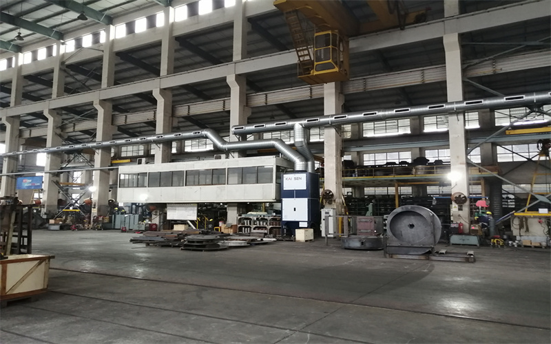 除塵設(shè)備-濾筒除塵器-布袋除塵器,長沙科聯(lián)環(huán)保科技有限公司,長沙排污煙囪,長沙通風(fēng)管道,長沙除塵管道,湖南排污煙囪,湖南通風(fēng)管道,湖南除塵管道